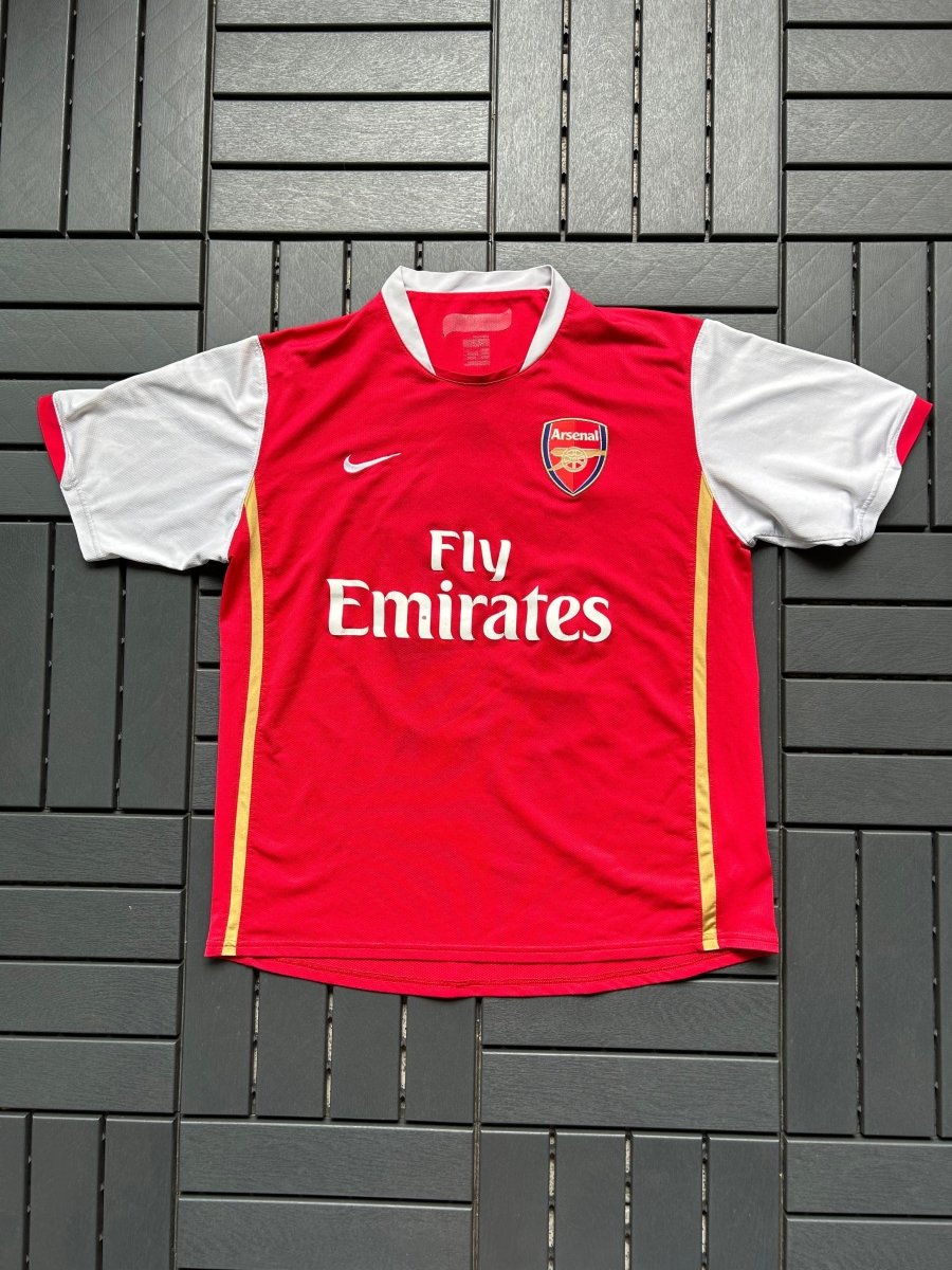 Arsenal 2006/08 Authentic Home Shirt Hleb 13 Size M - Shorty Football Shirts