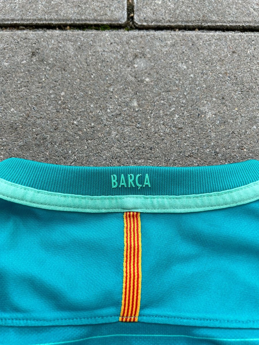Barcelona 2016/17 Original Third Shirt Rakitic 4 Size M - Shorty Football Shirts