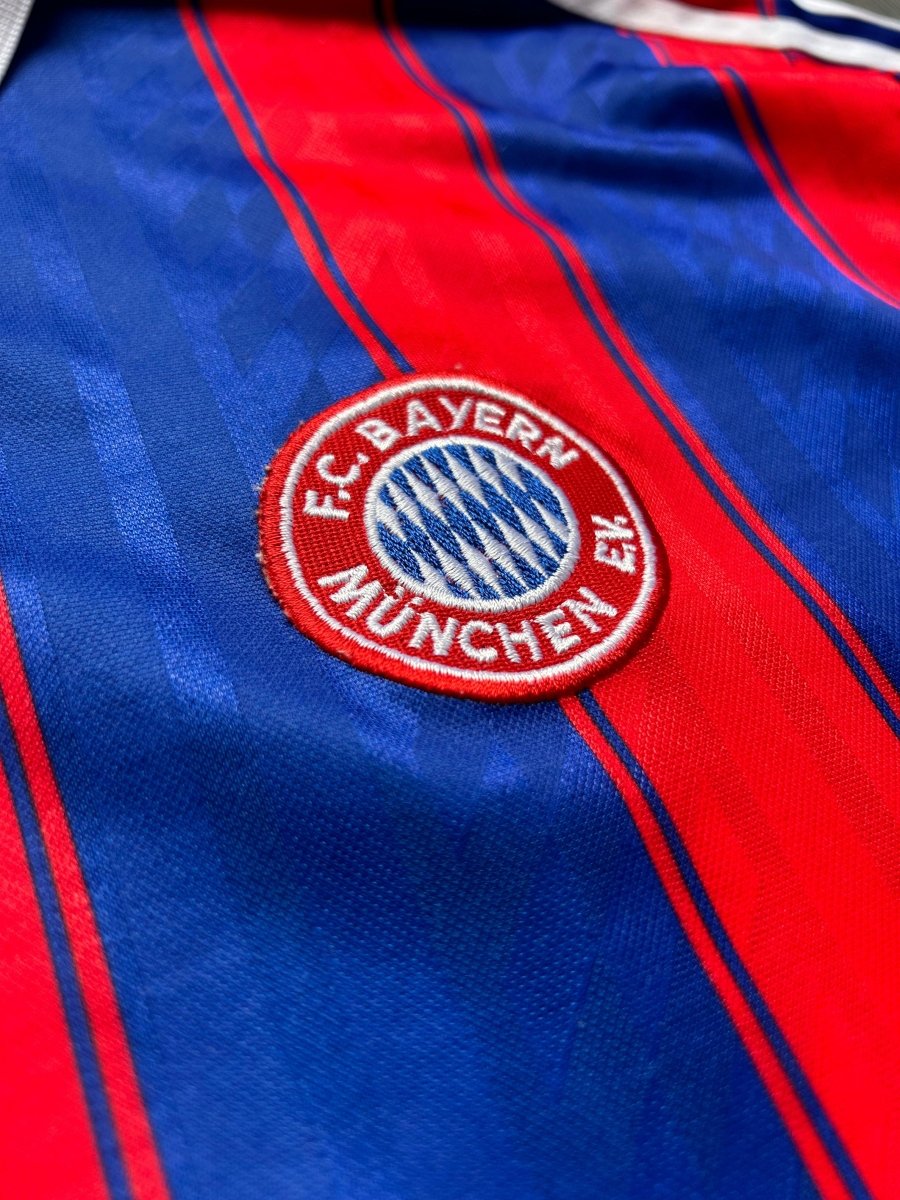 Bayern München 1994/95 Authentic Home Shirt Sforza 14 Size XL - Shorty Football Shirts