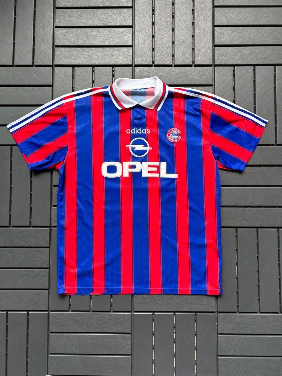 Bayern München 1994/95 Authentic Home Shirt Sforza 14 Size XL - Shorty Football Shirts
