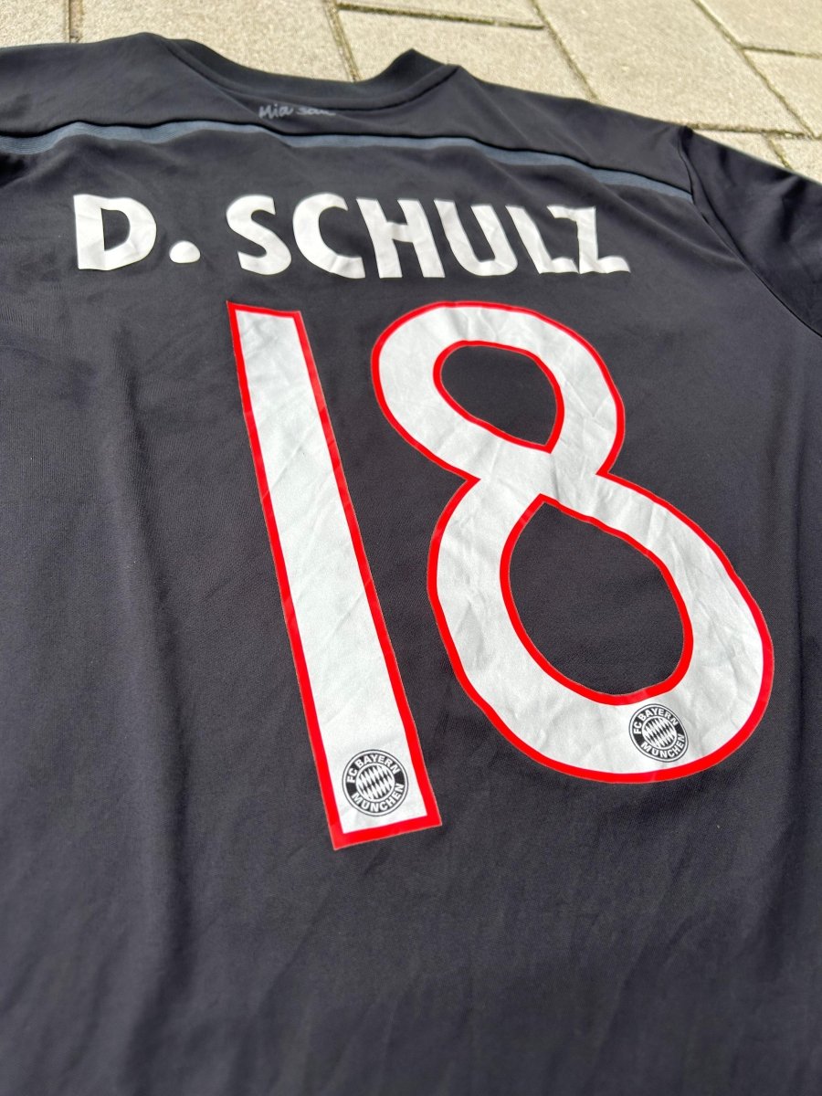 Bayern München 2014/15 Authentic Third Shirt Size L - Shorty Football Shirts