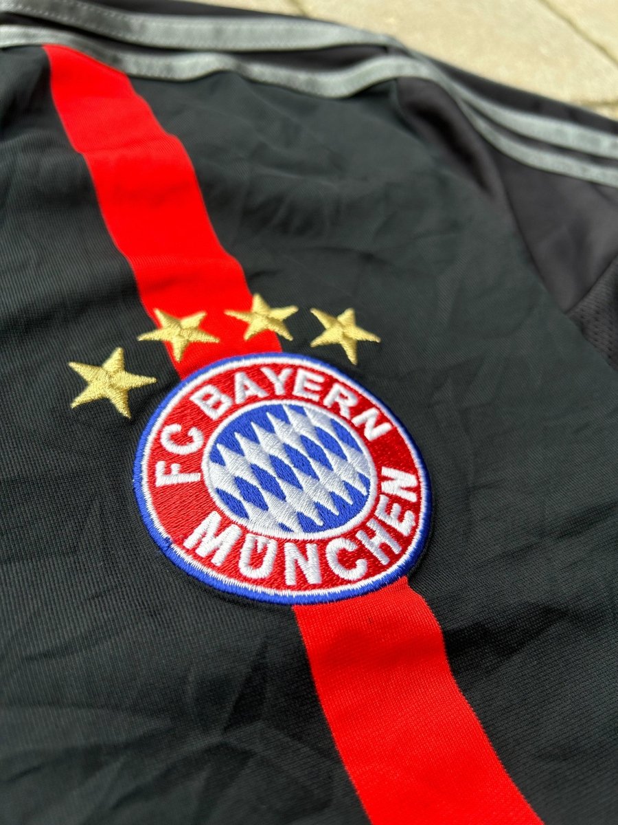 Bayern München 2014/15 Authentic Third Shirt Size L - Shorty Football Shirts