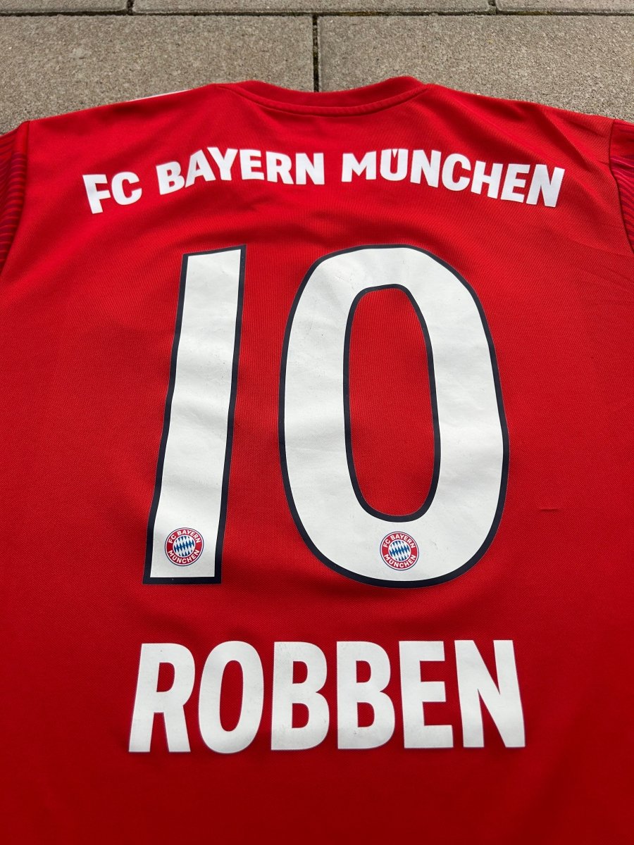 Bayern München 2018/19 Home Shirt Robben 10 Size M - Shorty Football Shirts