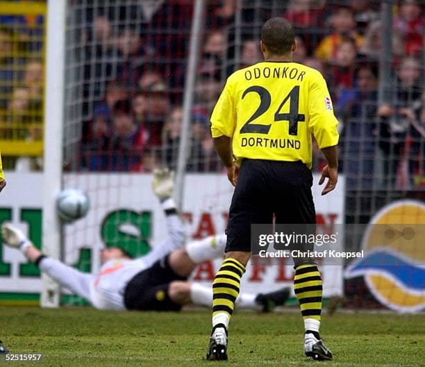 Borussia Dortmund 2003/04 Authentic Euro Home Shirt Odonkor 24 Size M - Shorty Football Shirts