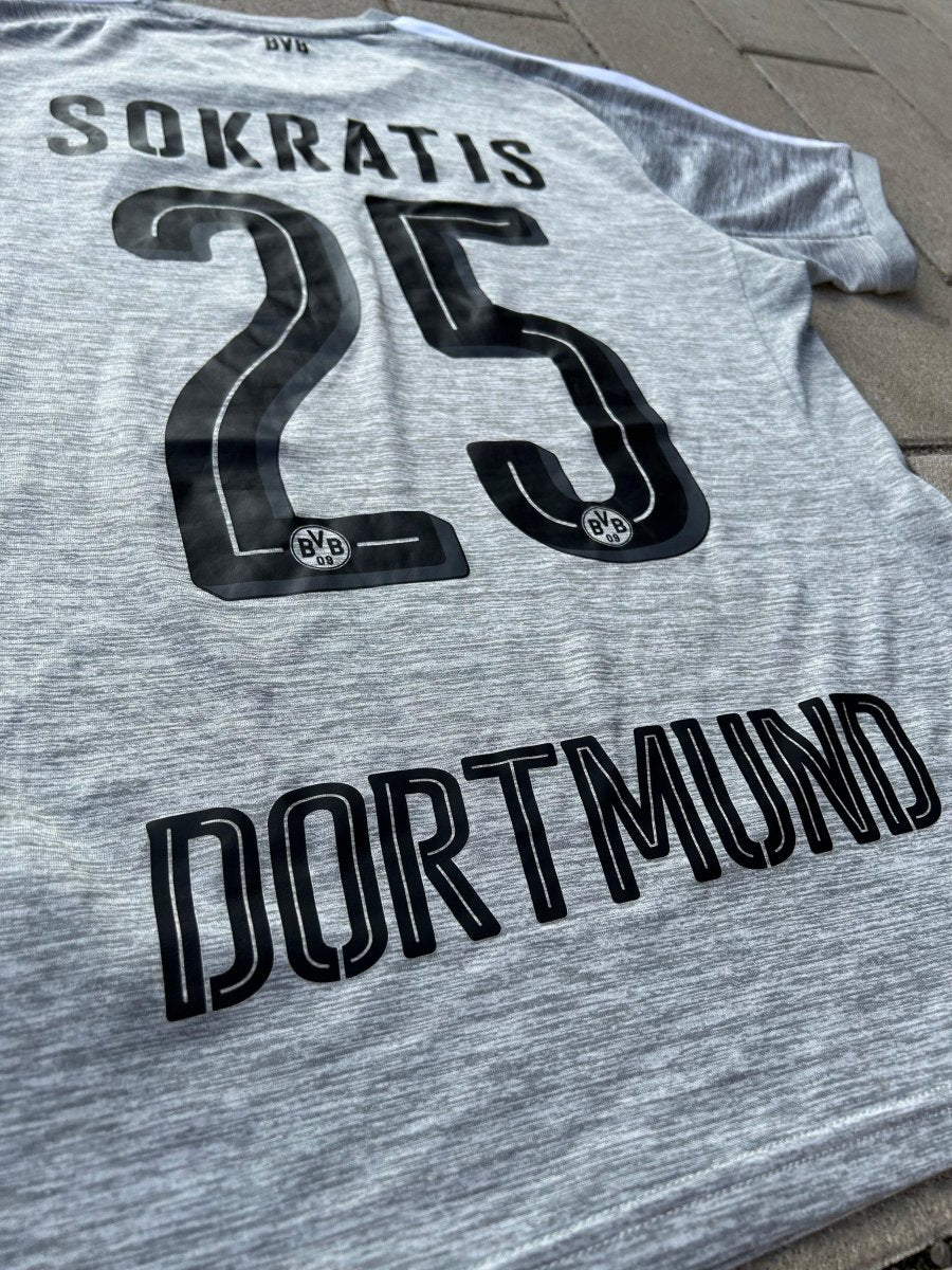 Borussia Dortmund 2017/18 Authentic Home Shirt Sokratis 25 Size S - Shorty Football Shirts