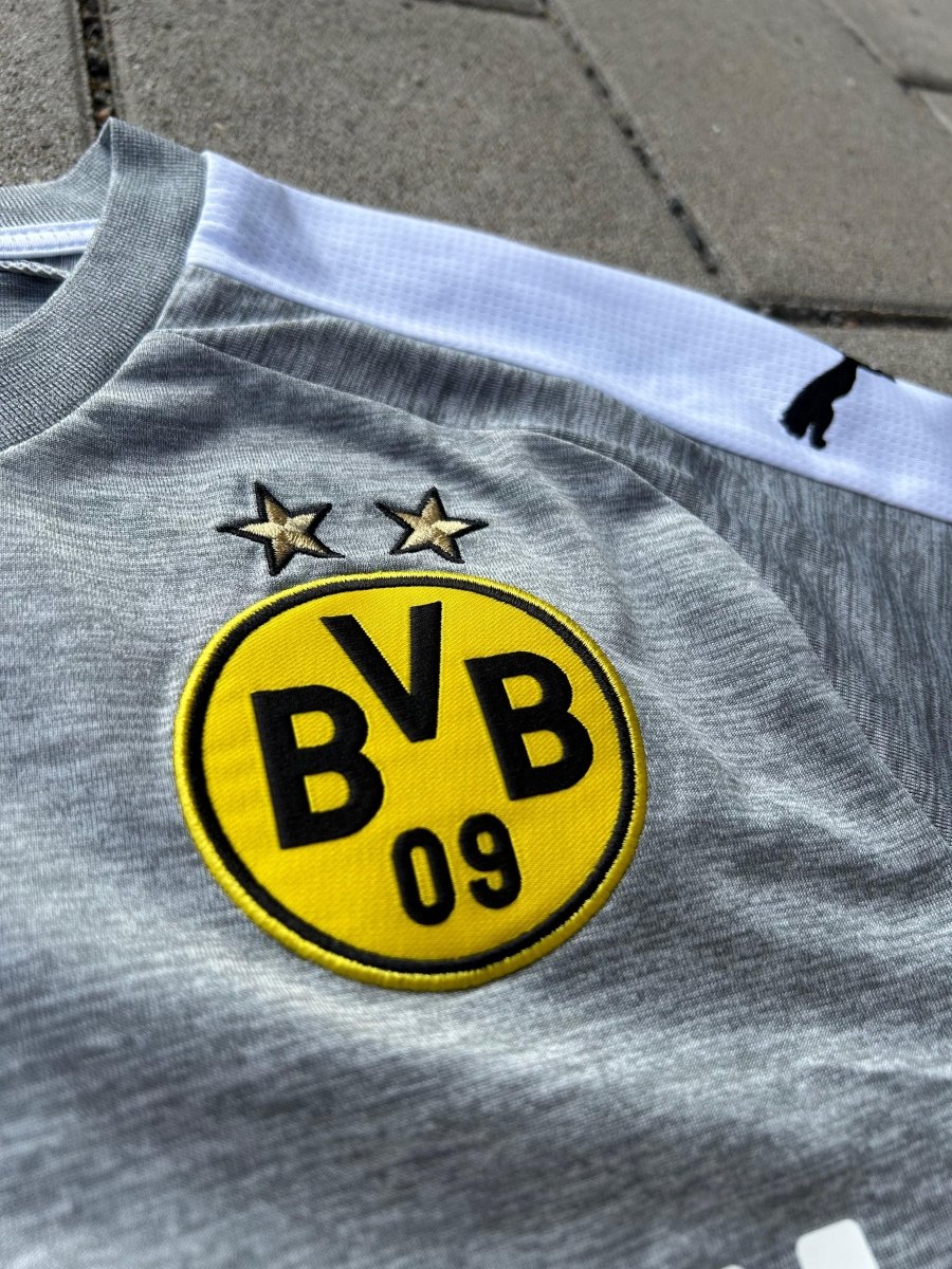 Borussia Dortmund 2017/18 Authentic Home Shirt Sokratis 25 Size S - Shorty Football Shirts