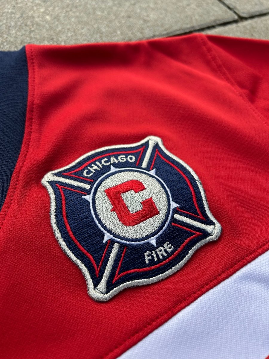 Chicago Fire 2000/02 Original Home Shirt Size S - Shorty Football Shirts