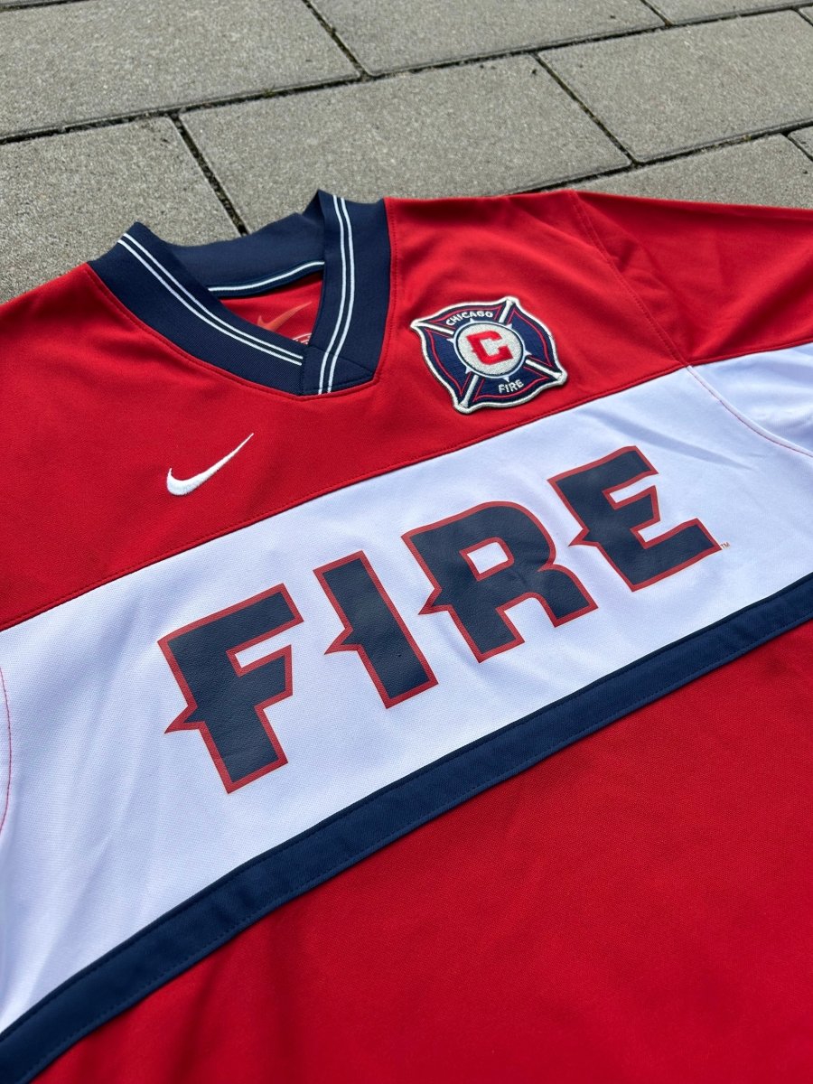 Chicago Fire 2000/02 Original Home Shirt Size S - Shorty Football Shirts