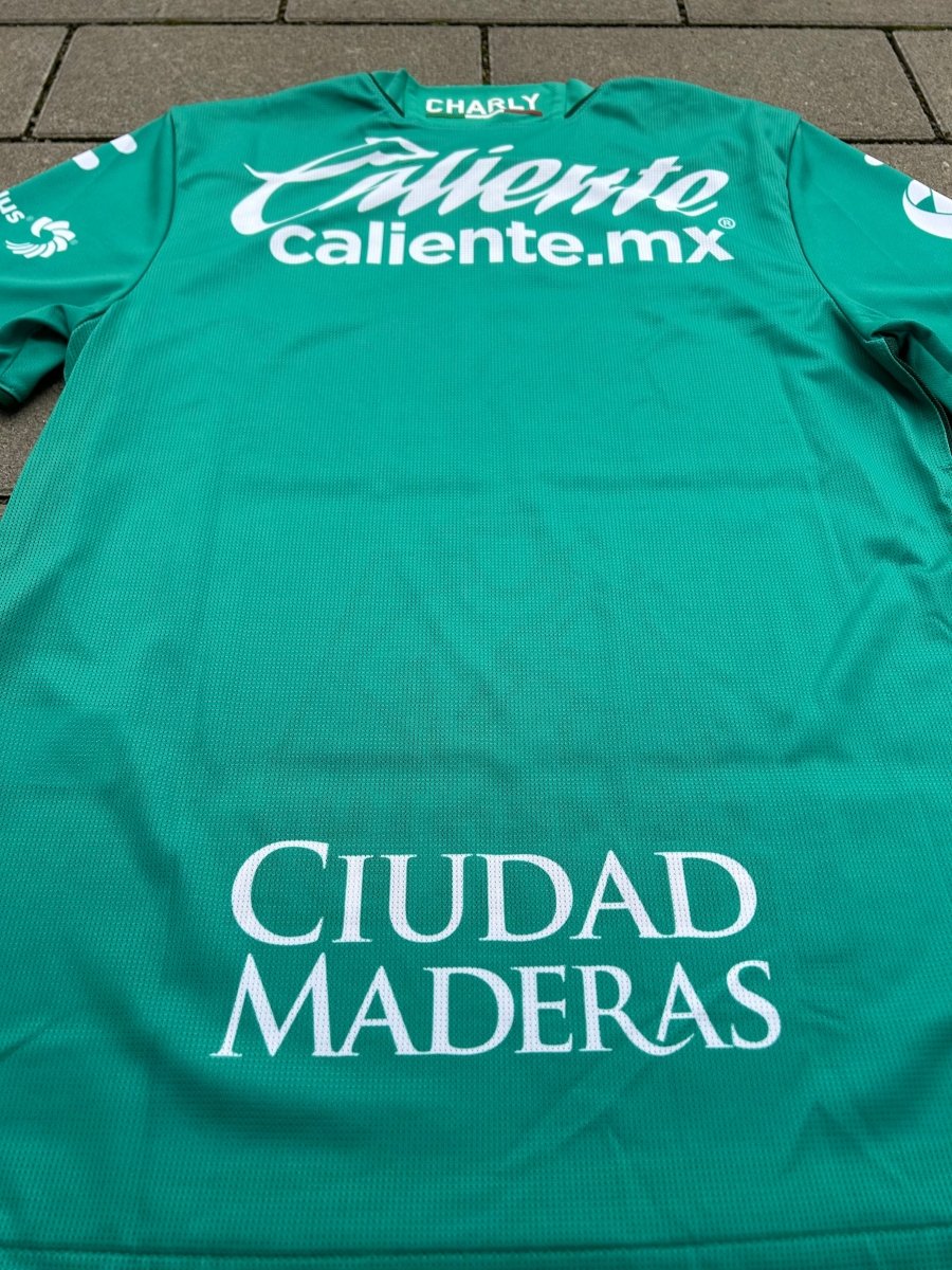 Club León 2023/24 Original Home Shirt Size M - Shorty Football Shirts