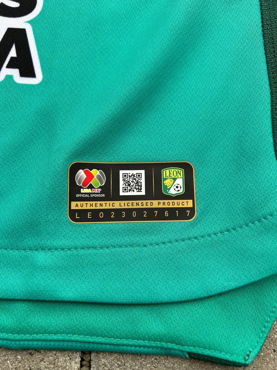 Club León 2023/24 Original Home Shirt Size M - Shorty Football Shirts