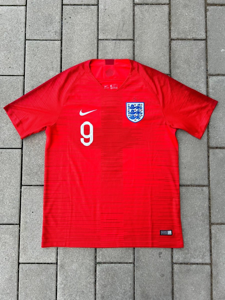 England 2018/19 Authentic Away Shirt Kane 9 Size M - Shorty Football Shirts