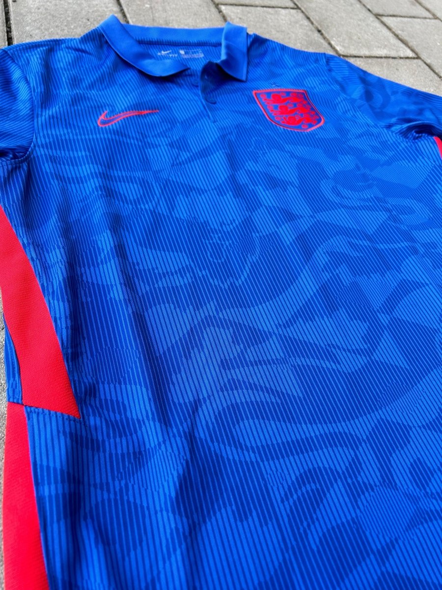 England 2020/22 Authentic Away Shirt Size M - Shorty Football Shirts
