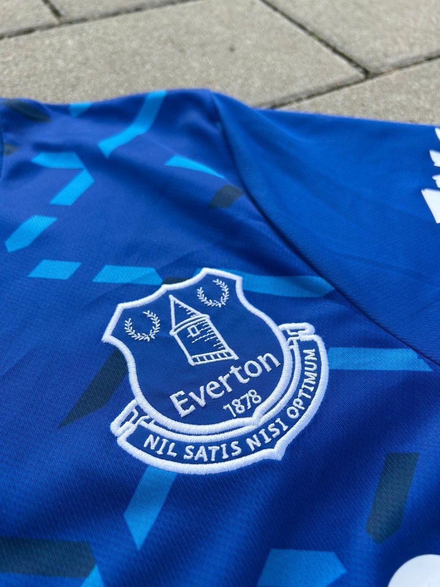 Everton 2019/20 Original Home Shirt Size S - Shorty Football Shirts