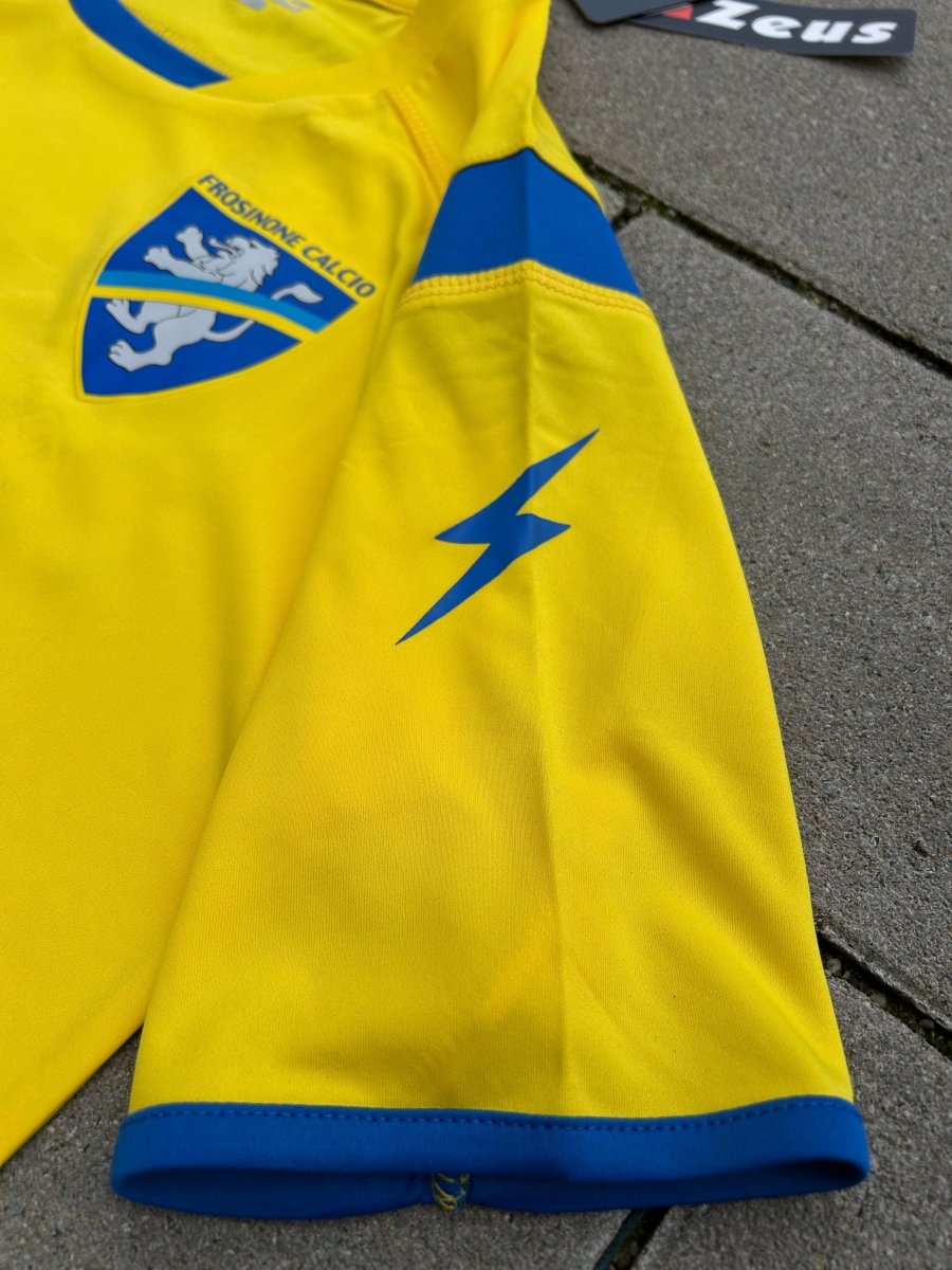 Frosinone 2018/19 Original Training Shirt Size S - Shorty Football Shirts