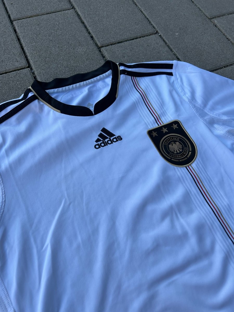 Germany 2010/11 Original Home Shirt Size S - Shorty Football Shirts