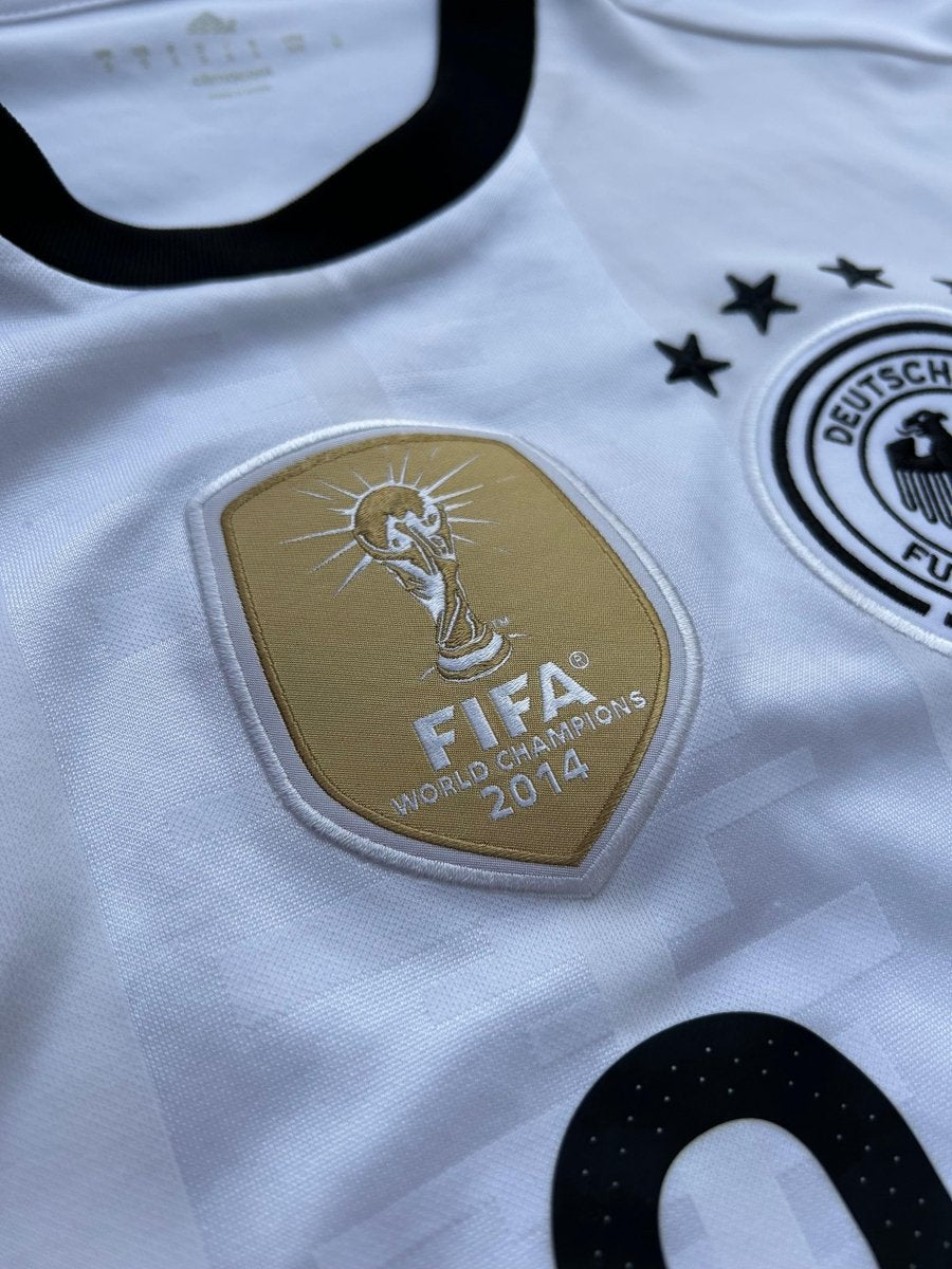 Germany 2016/17 Original Home Shirt Özil 8 Size S - Shorty Football Shirts