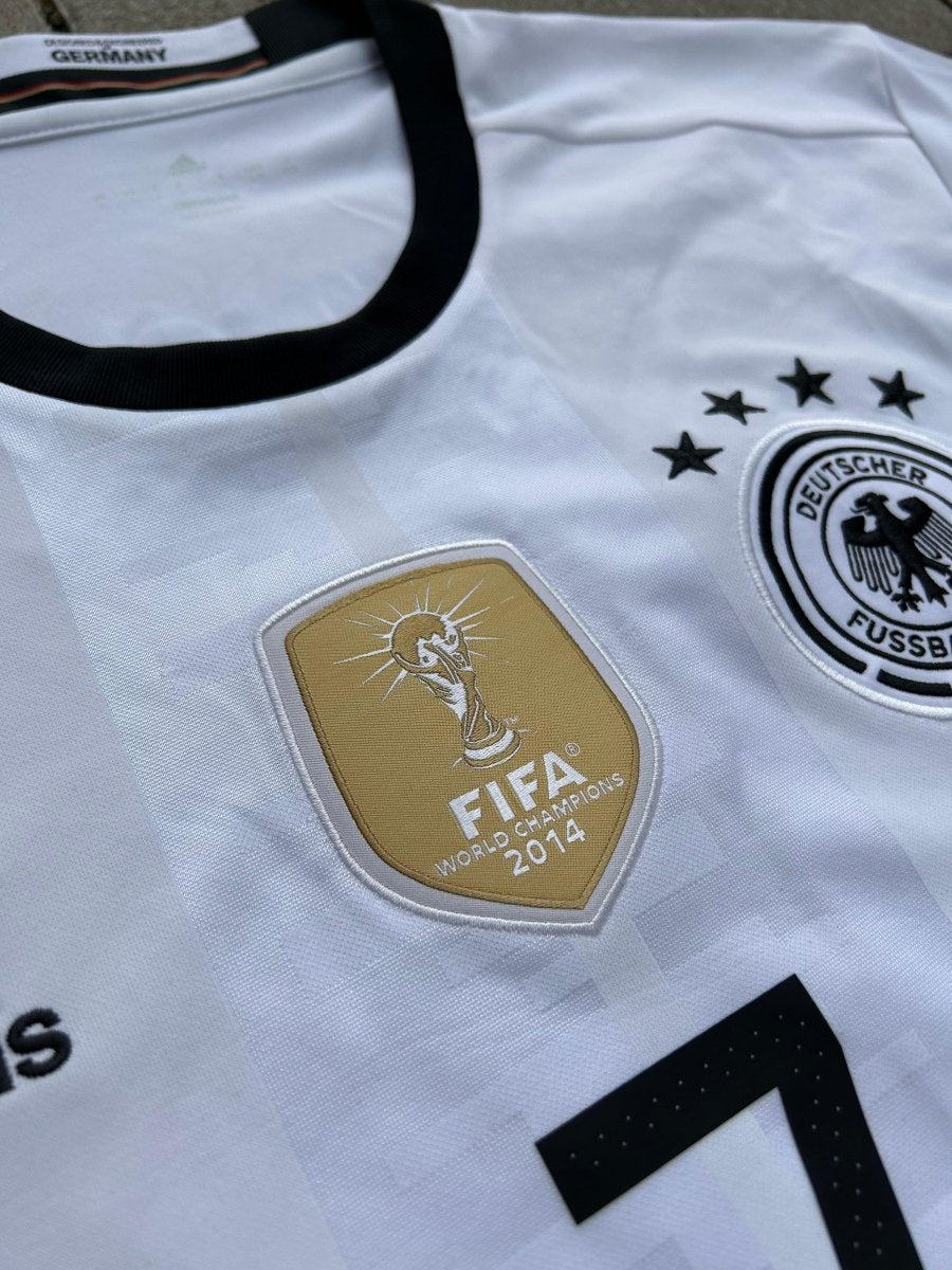 Germany 2016/17 Original Home Shirt Schweinsteiger 7 Size L - Shorty Football Shirts