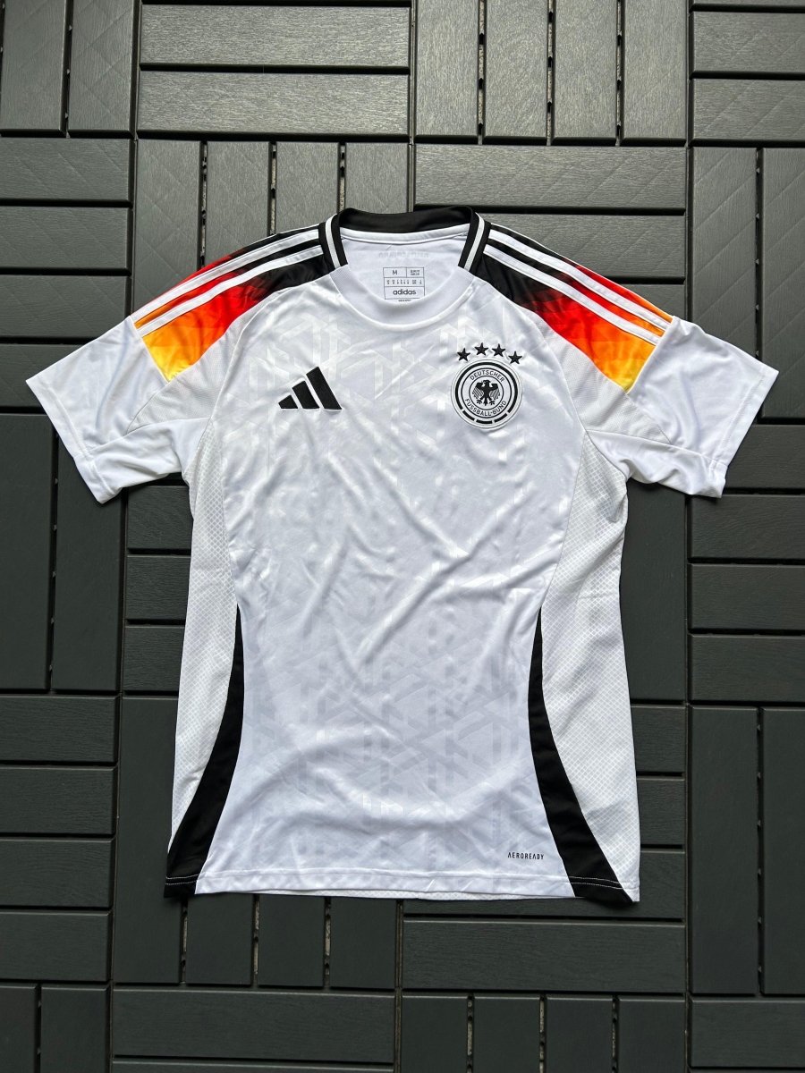 Germany 2024/25 Authentic Home Shirt Size M - Shorty Football Shirts