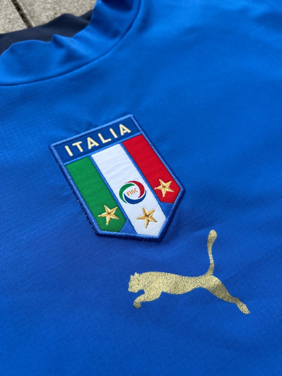 Italy 2006 Original Home Shirt Size XL - Shorty Football Shirts