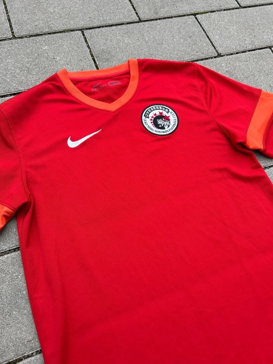Liaoning Whowhin 2015/16 Original Home Shirt Size M - Shorty Football Shirts