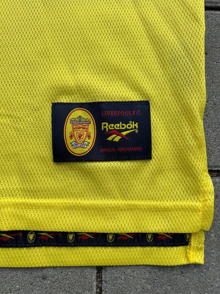 Liverpool 1997/99 Original Away Shirt Size S - Shorty Football Shirts