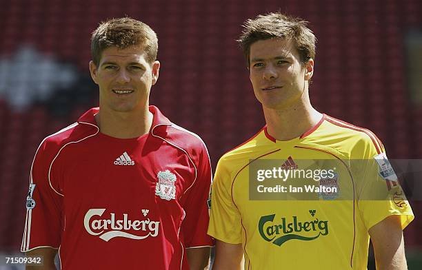 Liverpool 2006/07 Original Away Shirt Xabi Alonso 14 Size XXL - Shorty Football Shirts