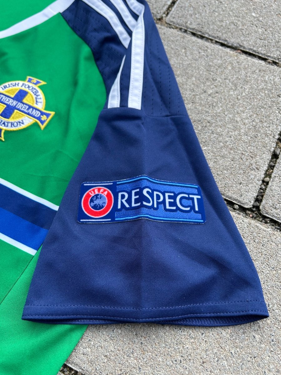 Northern Ireland 2016/17 Original Home Shirt Size S - Shorty Football Shirts