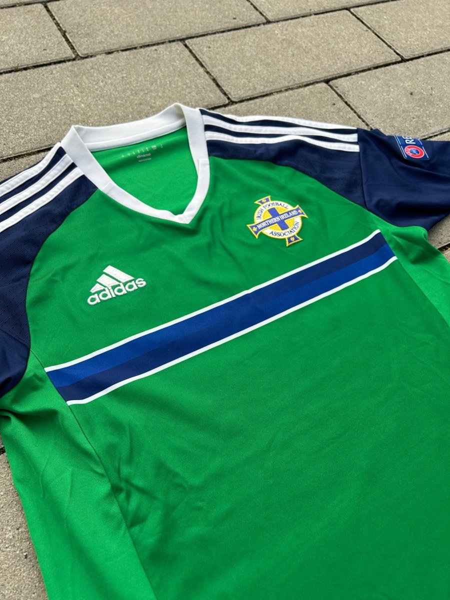 Northern Ireland 2016/17 Original Home Shirt Size S - Shorty Football Shirts