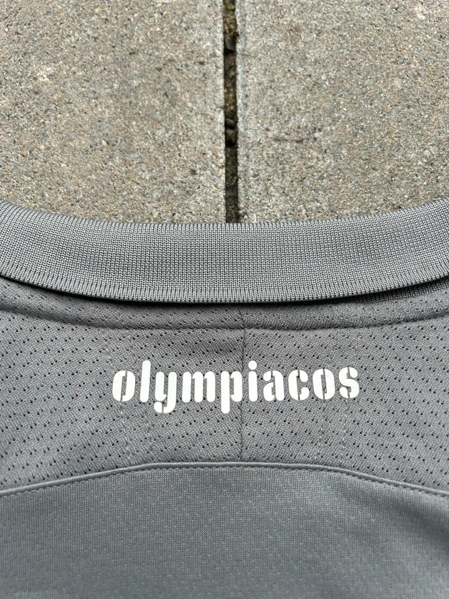 Olympiacos 2009/10 Original Home Shirt Size S - Shorty Football Shirts