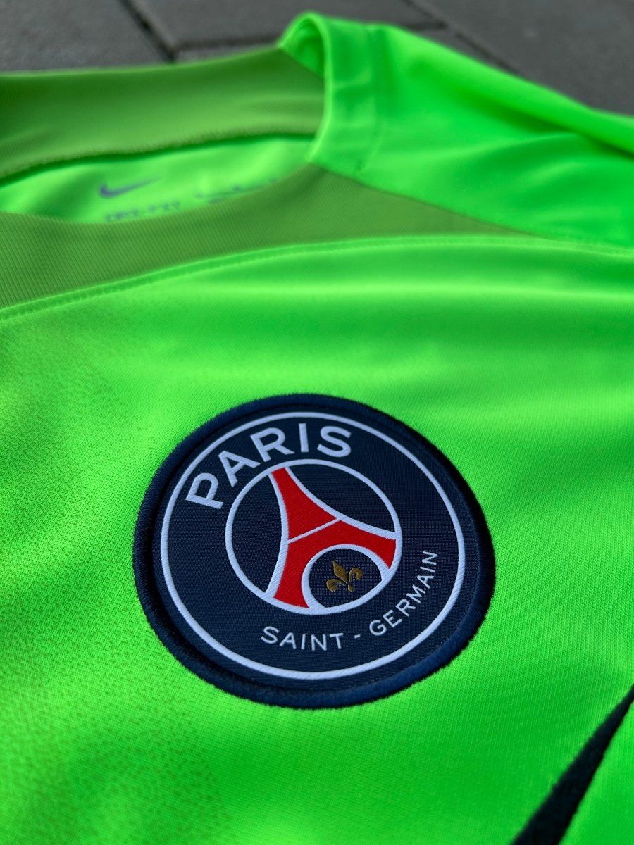 PSG 2022/23 Original GK UCL Shirt Donnarumma 99 Size XL - Shorty Football Shirts