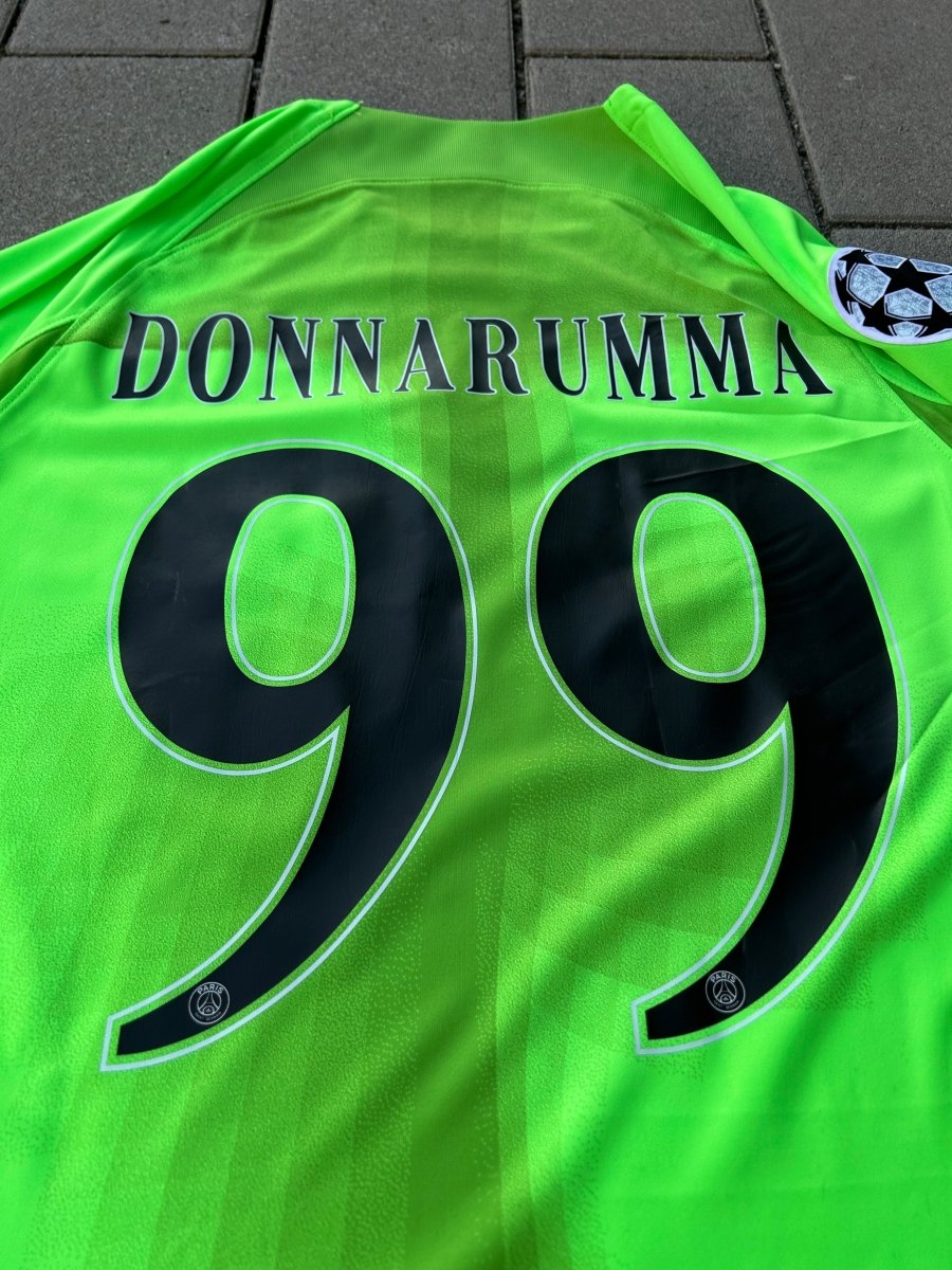 PSG 2022/23 Original GK UCL Shirt Donnarumma 99 Size XL - Shorty Football Shirts