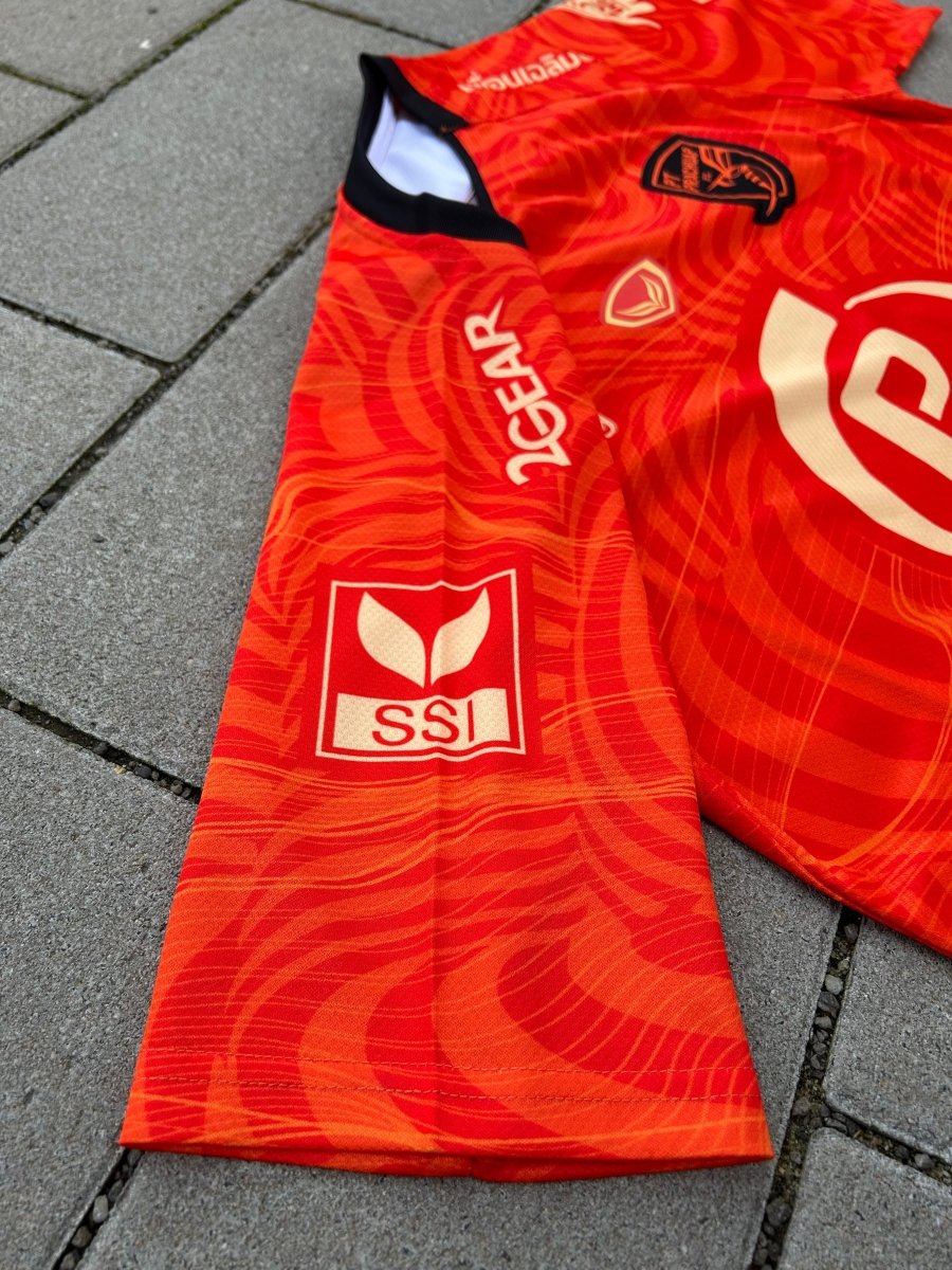 PT Prachuap 2022/23 Original Home Shirt Size M - Shorty Football Shirts