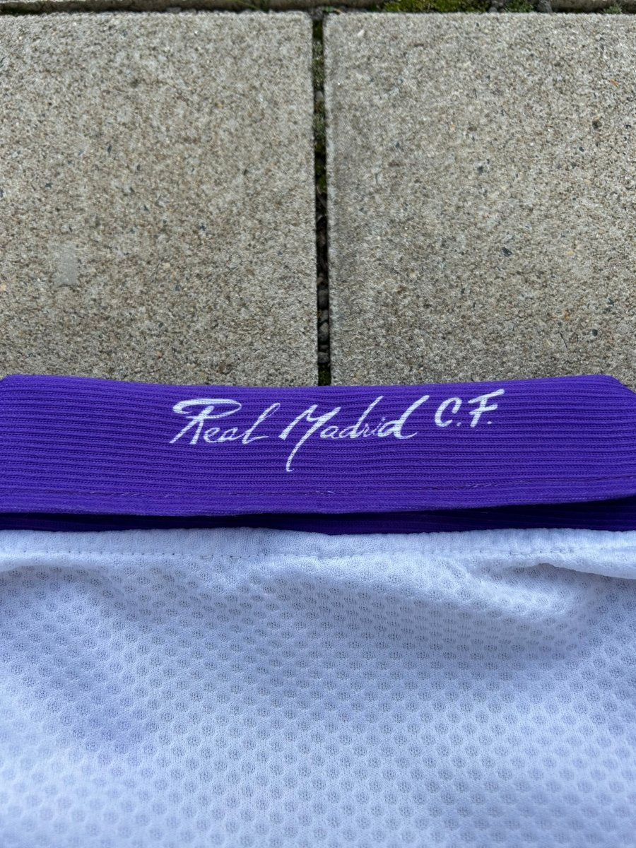 Real Madrid 1997/98 Original Home Shirt Size XL - Shorty Football Shirts