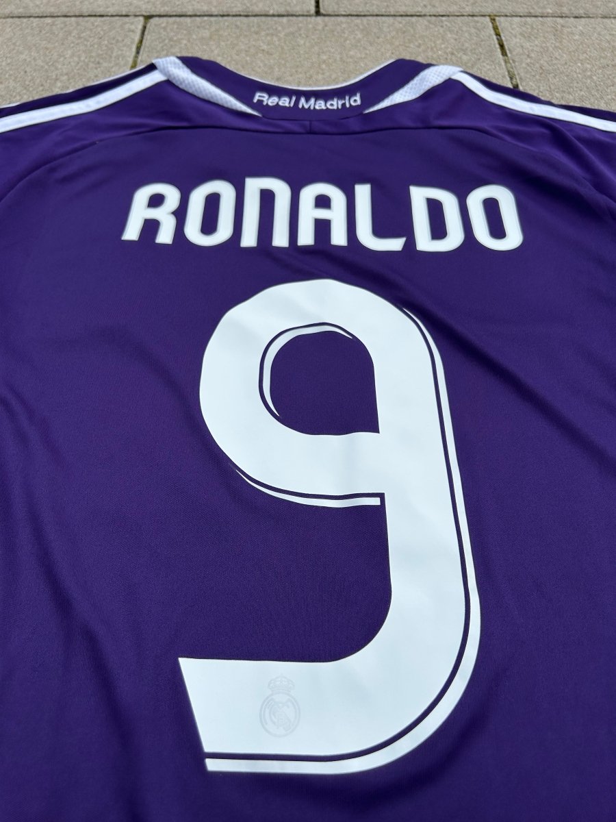 Real Madrid 2006/07 Original Third Shirt Ronaldo 9 L/S Size L - Shorty Football Shirts