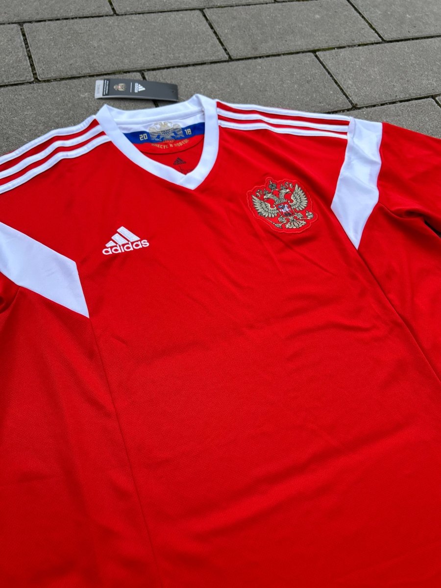 Russia 2018/19 Original Home Shirt Size M - Shorty Football Shirts