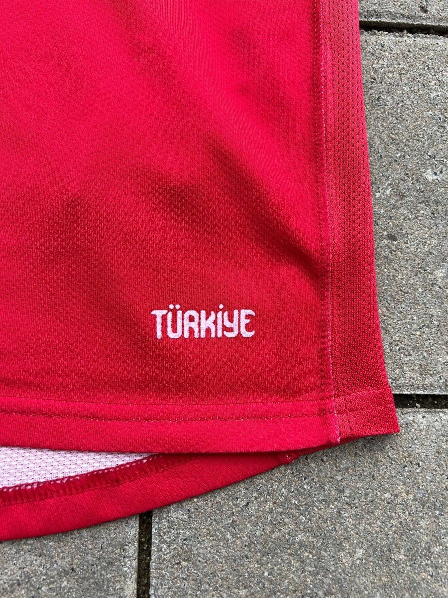Turkey 2006/08 Original Home Shirt Size S - Shorty Football Shirts