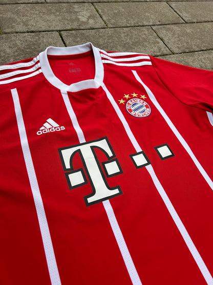 Bayern München 2017/18 Original Home Shirt Lewandowski #9 Size L