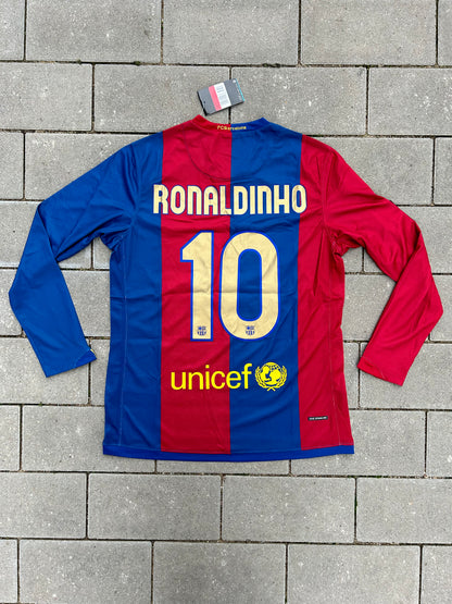 Barcelona 2006/07 Original Home Shirt Ronaldinho #10 L/S Size L