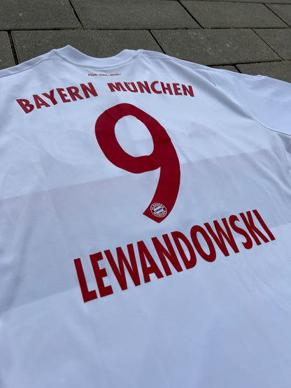 Bayern München 2015/16 Original Away Shirt Lewandowski #9 Size XXL