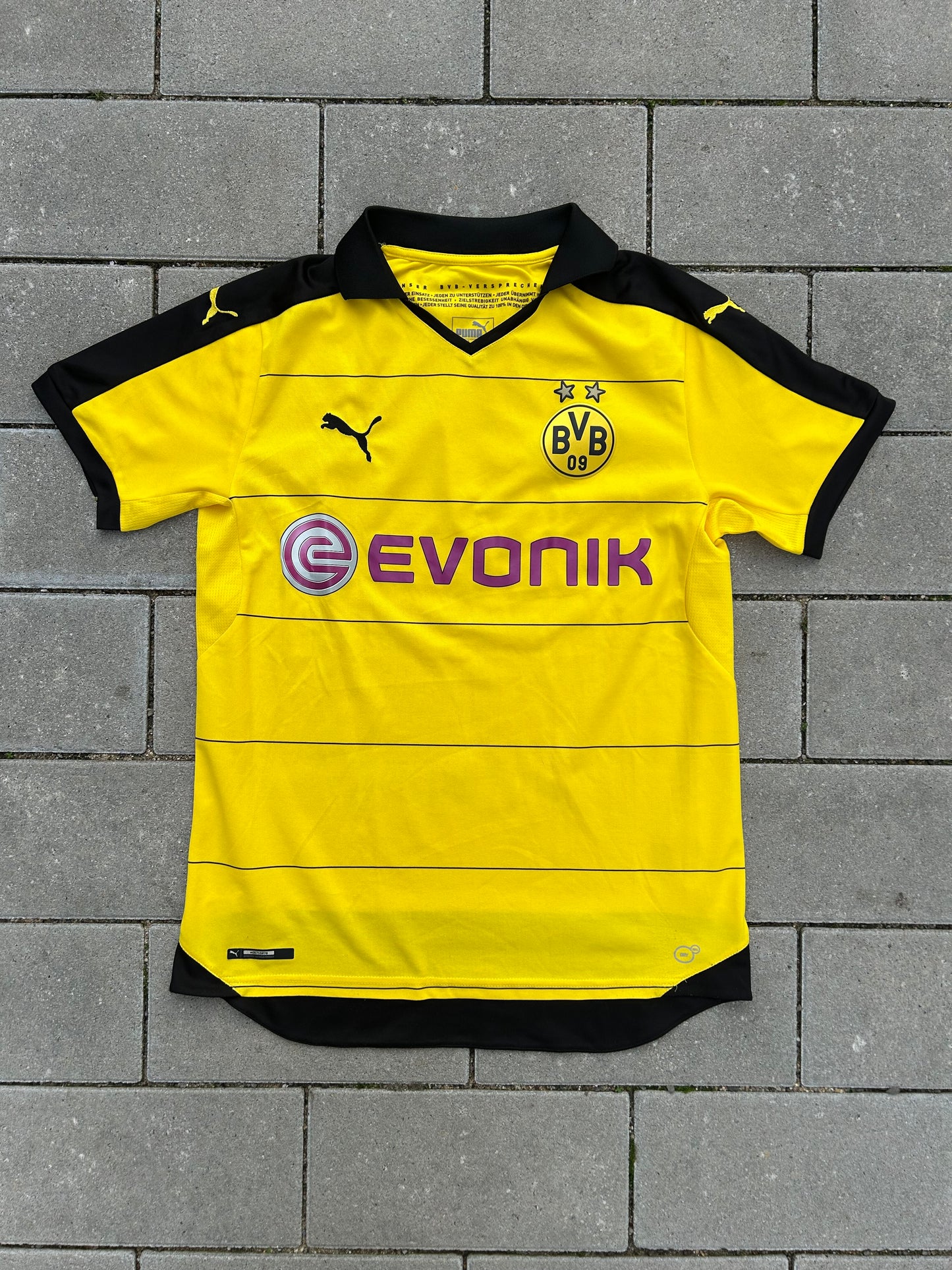 Borussia Dortmund 2015/16 Original Home Shirt Size M