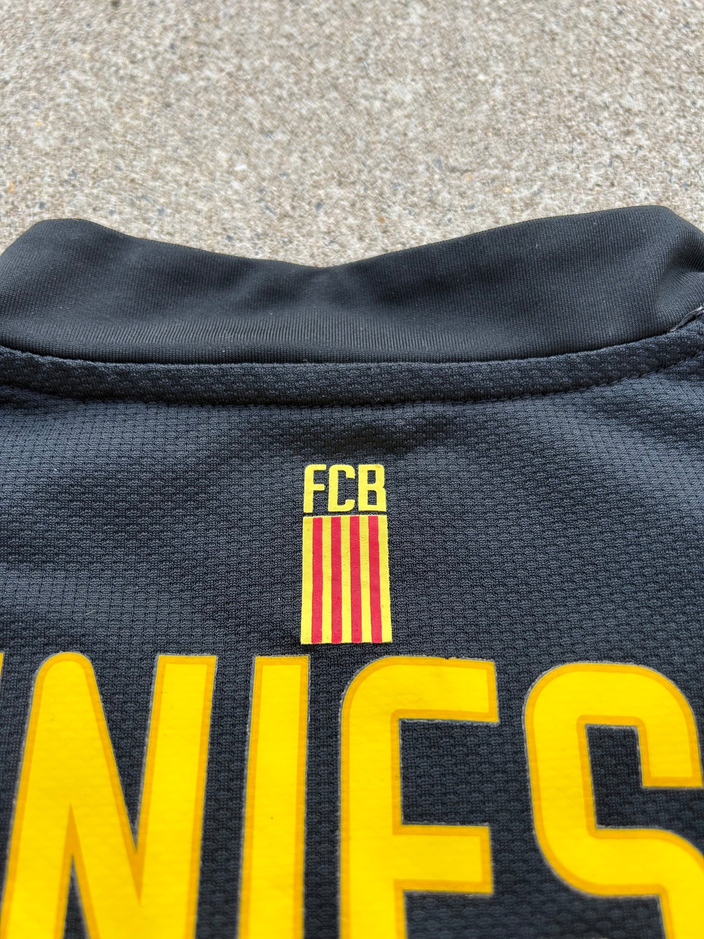 Barcelona 2011/12 Original Away Shirt Iniesta #8 Size XL