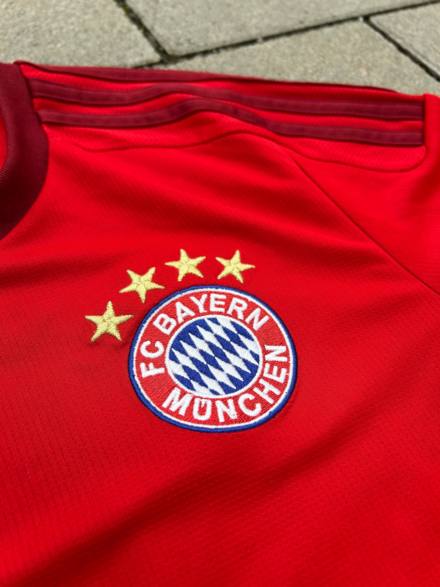 Bayern München 2015/16 Original Home Shirt Size S