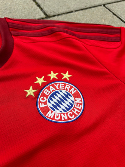 Bayern München 2015/16 Original Home Shirt Size S