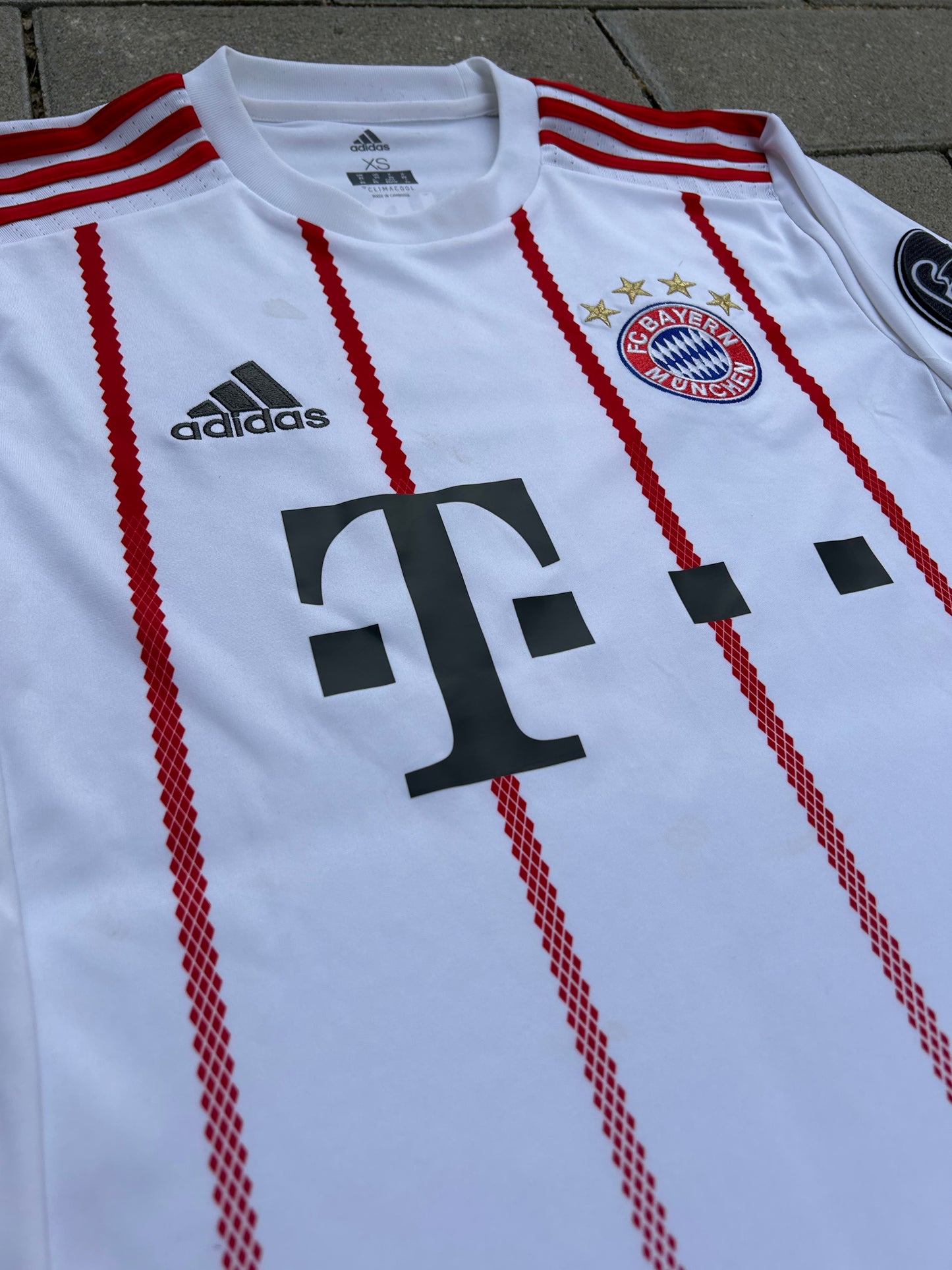 Bayern München 2017/18 Original Third Shirt Lewandowski #9 Size XS