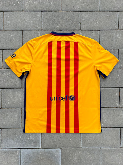 Barcelona 2015/16 Authentic Away Shirt Size XL