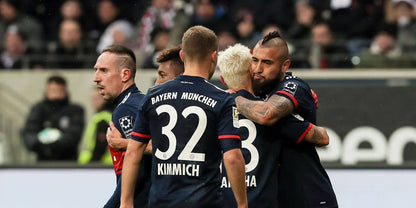 Bayern München 2017/18 Original Away Shirt Kimmich #32 Size S