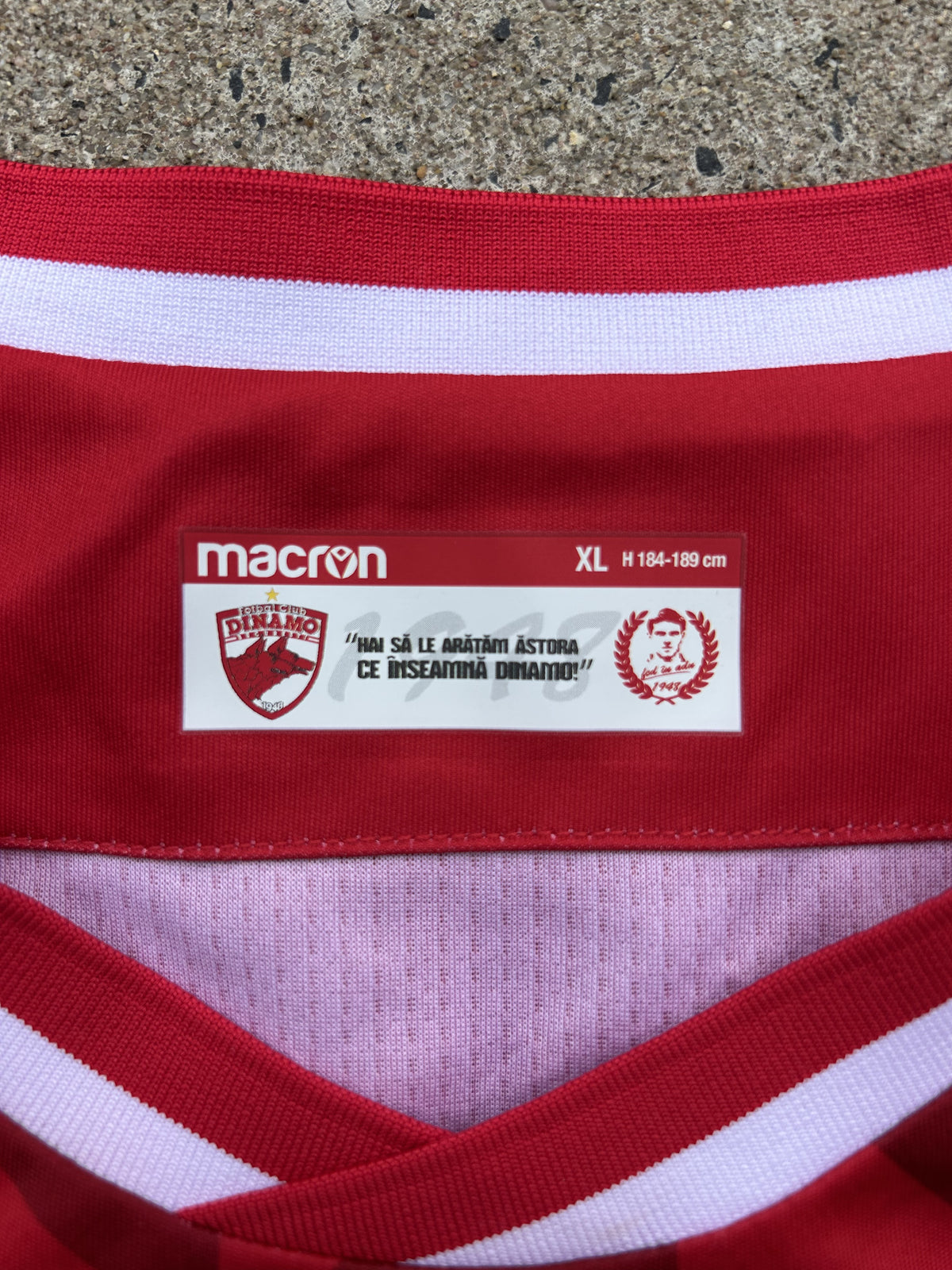 Dinamo Bucuresti 2020/21 Original Home Shirt Size XL - Shorty Football Shirts
