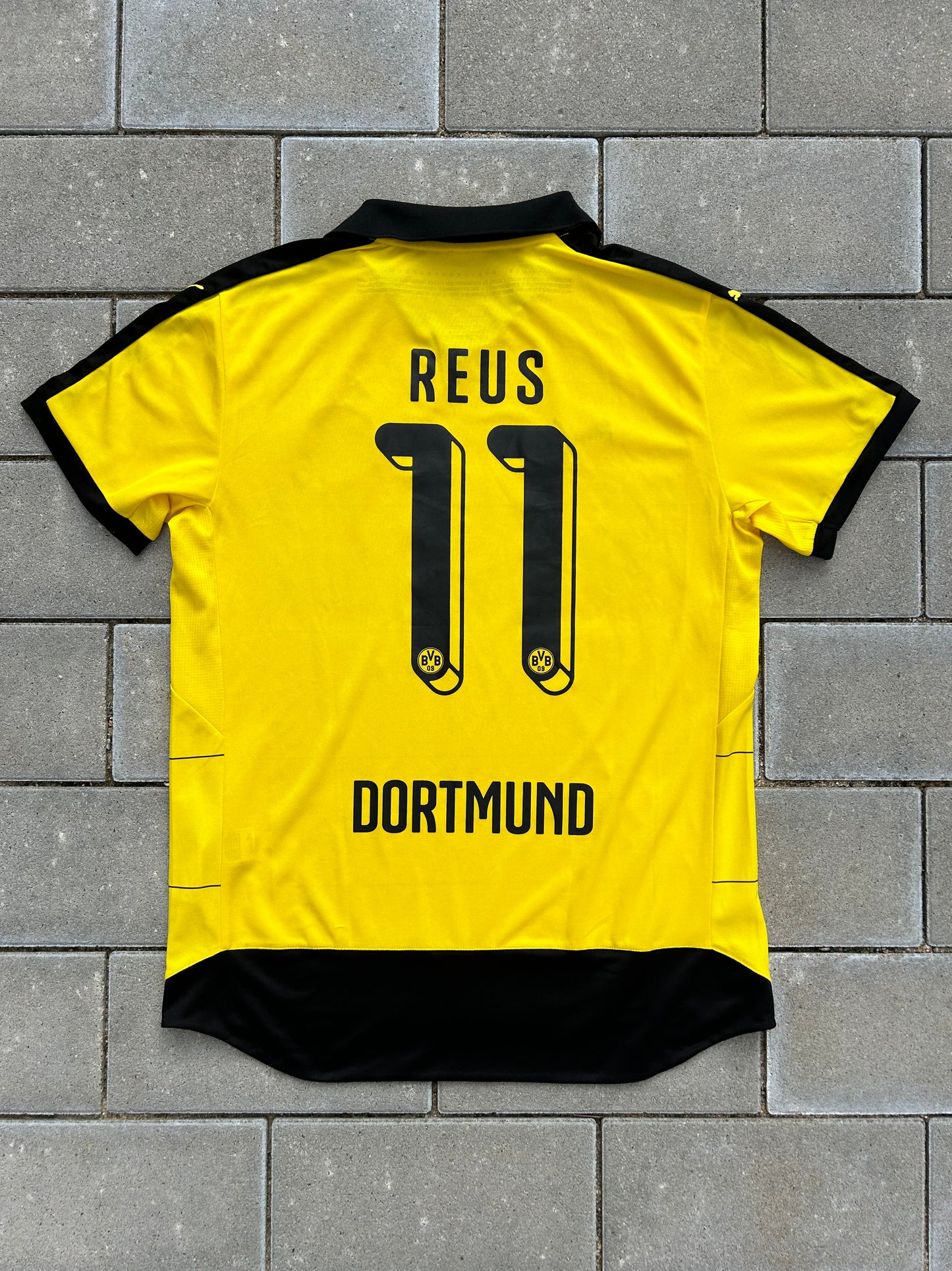 Borussia Dortmund 2015/16 Authentic Home Shirt Reus #11 Size L