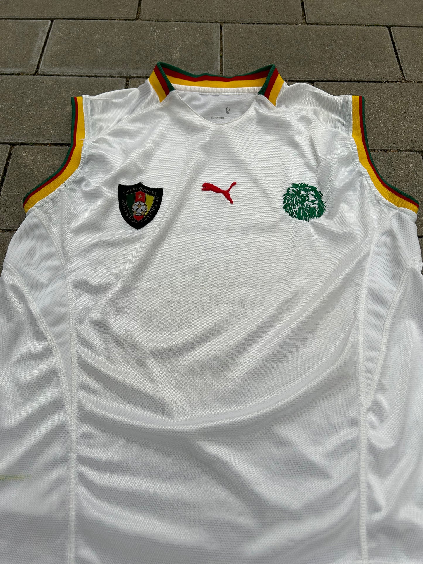 Cameroon 2002/03 Original Away Shirt Size XL