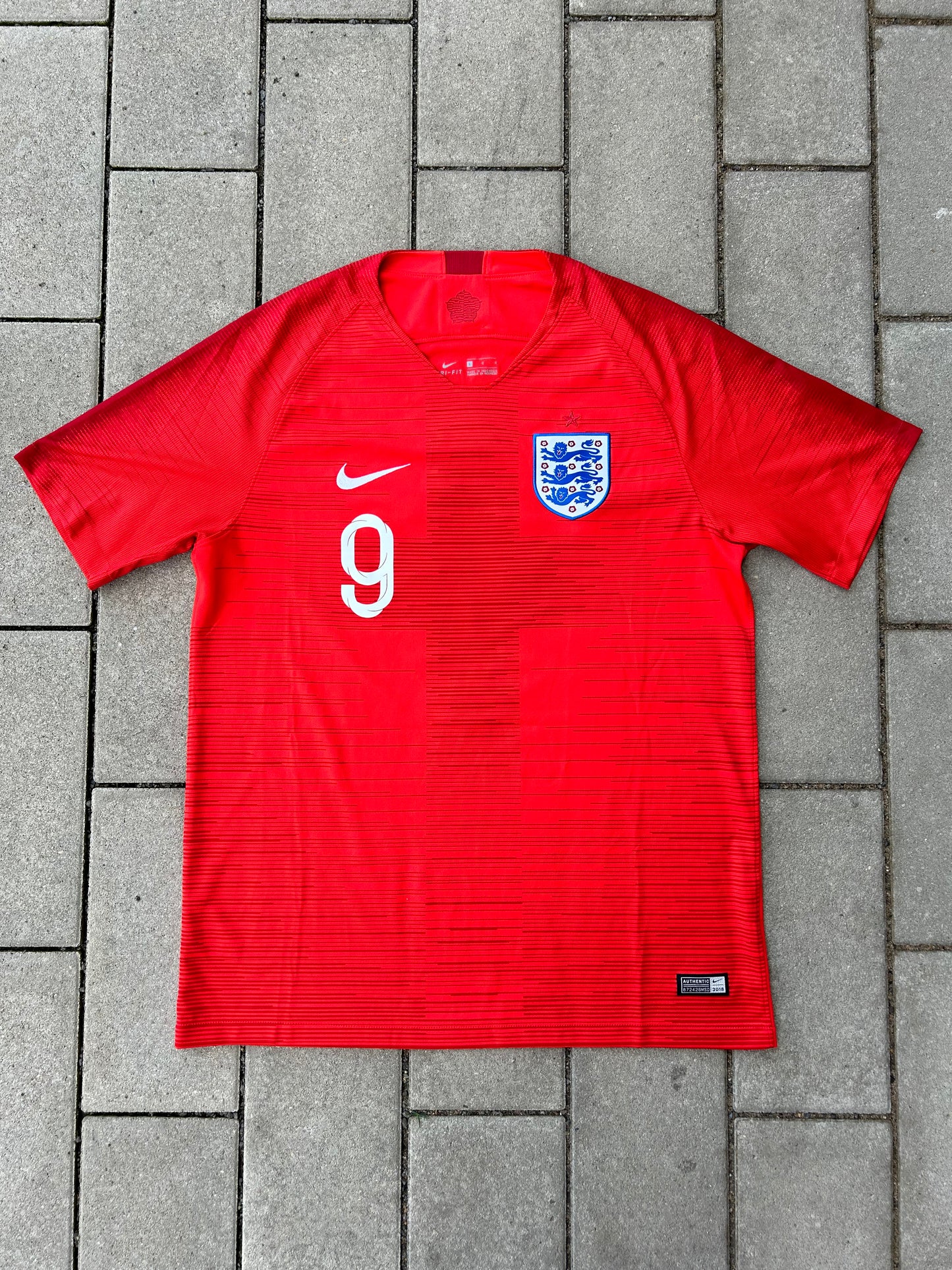 England 2018/19 Authentic Away Shirt Kane #9 Size M